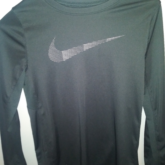 Nike Dri-Fit Long Sleeve Tee - Picture 2 of 6